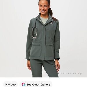 Figs Page scrub Jacket in Moss Green color